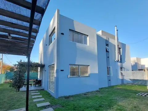 OPORTUNIDAD DUPLEX VILLA ELISA 