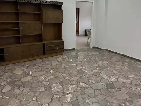 Casa en Venta en Villa Sarmiento, USD 180.000