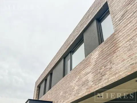 Casa en Venta en Puertos - Barrio Amarras, USD 440.000