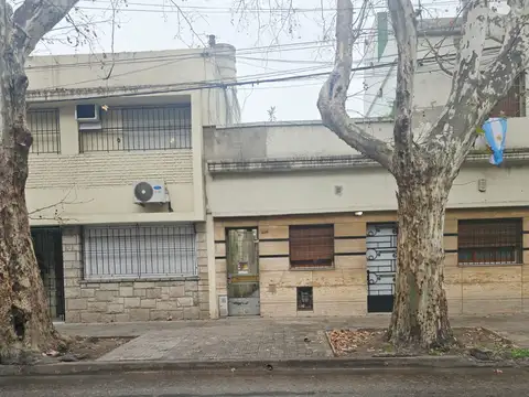 Bv. Oroño y 27  PASILLO A RECICLAR NO PH