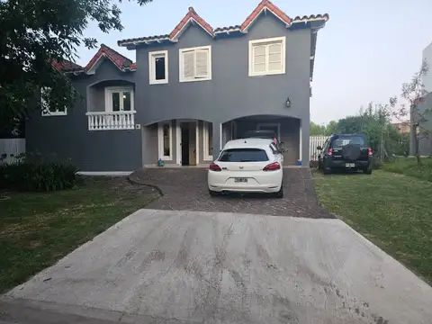 Suipacha 1300