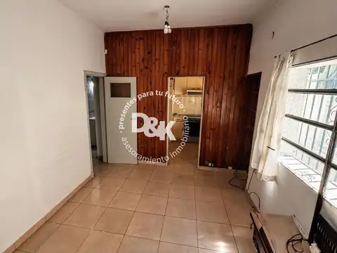 Depto Tipo Casa 4 ambientes con 2 baños