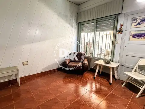 Depto Tipo Casa 4 ambientes con 2 baños