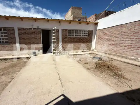 VENTA CASA MONOAMBIENTE DON PATER CENTENARIO