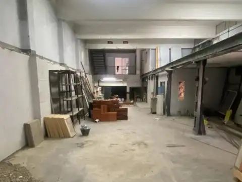 Galpon en Venta en Haedo, USD 280.000