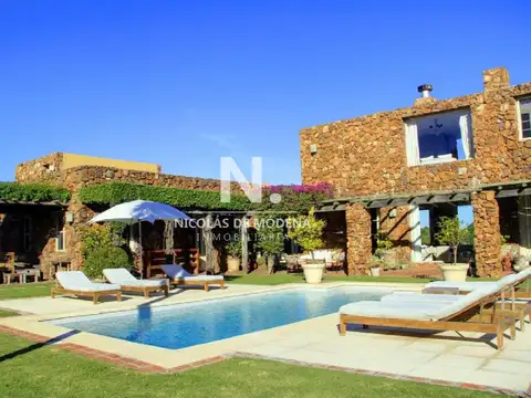 Casa en Alquiler Temporal de 8 dormitorios