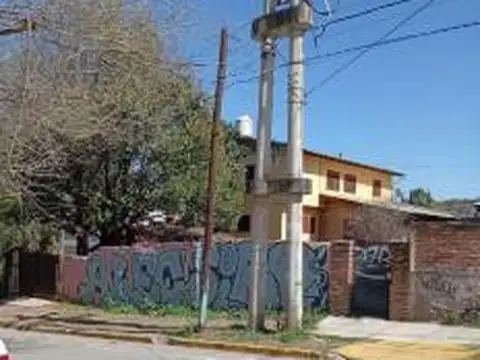 Oficina 15 ambientes con 6 baños