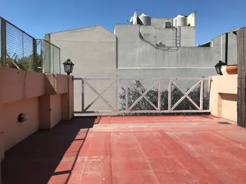 Departamento en Venta en La Lucila-Vias/Maipu, USD 180.000