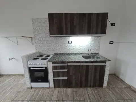 Casa en Alquiler en San Antonio de Padua, $ 650.000