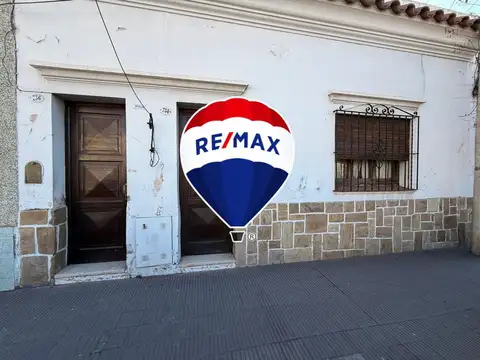 CASA 3 DORMITORIOS VENTA MACROCENTRO