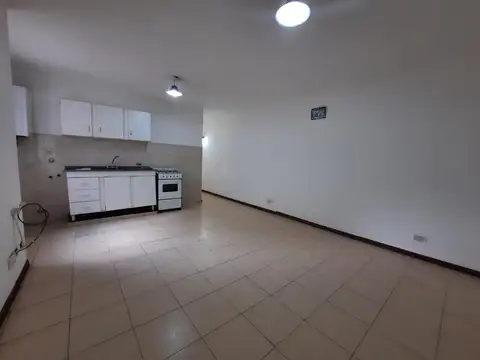 Departamento en Alquiler en Jorge Cura, $ 500.000
