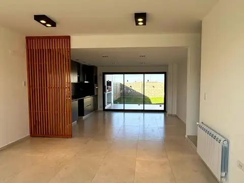 Depto Tipo Casa en Venta de 6 ambientes