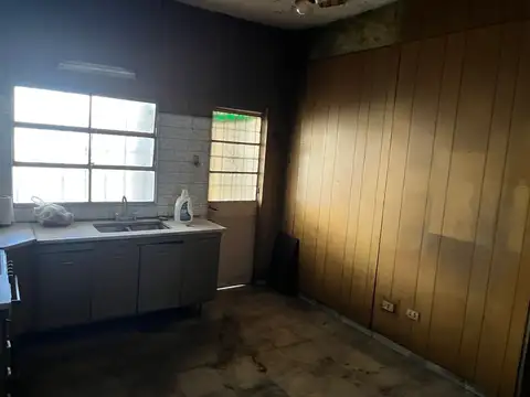 Casa en Venta en Lanus, USD 140.000