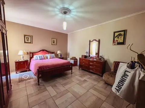Casa 5 ambientes con 1 baño