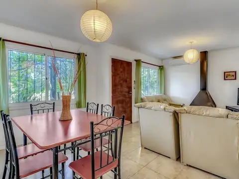 Depto Tipo Casa en Venta de 4 dormitorios