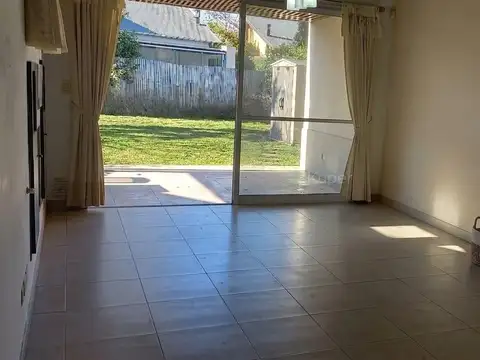 Casa en Alquiler en La Madrugada, USD 1.000