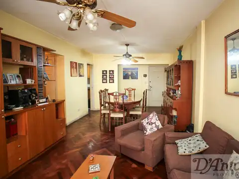 Departamento en Venta en Flores, USD 179.000