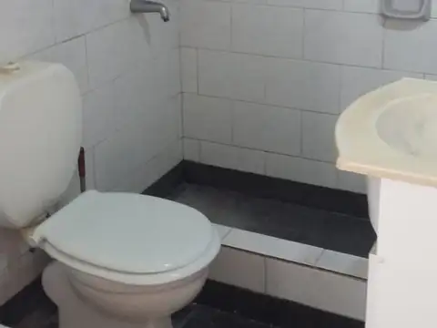 Departamento en Alquiler en Temperley, $ 650.000