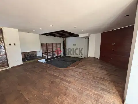Quinta en Venta en Villa Luzuriaga, USD 240.000