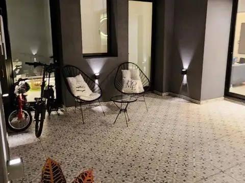 Depto Tipo Casa en Venta de 5 ambientes