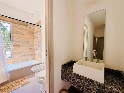 Excelente departamento en venta en Los Cardales.