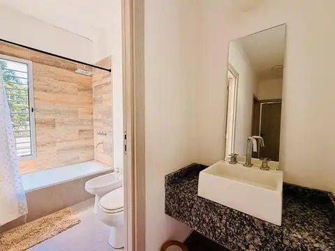 Excelente departamento en venta en Los Cardales.