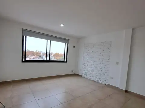 Departamento en Alquiler en Lanus Oeste, $ 390.000
