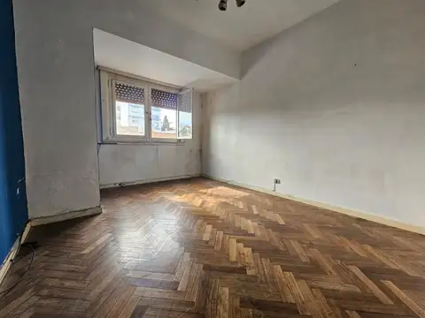 Depto Tipo Casa en Venta en Olivos, USD 140.000