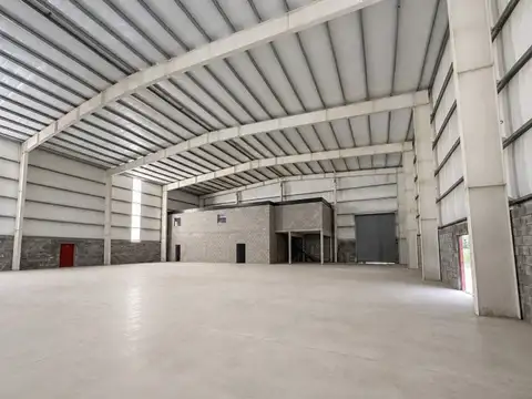 Galpon en Venta 122  mts Fondo