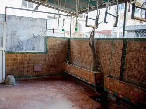 Departamento 7 ambientes con 1 baño