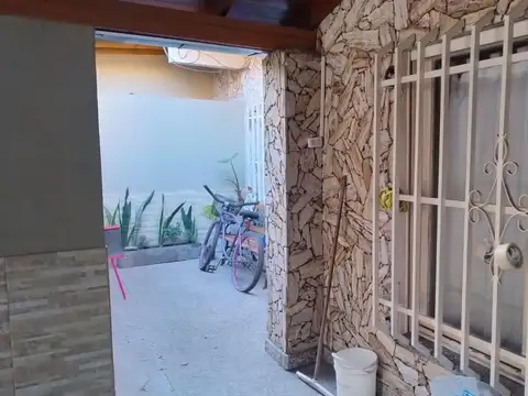 Depto Tipo Casa en Venta de 2 dormitorios