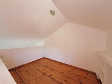 Depto Tipo Casa 2 ambientes con 1 baño