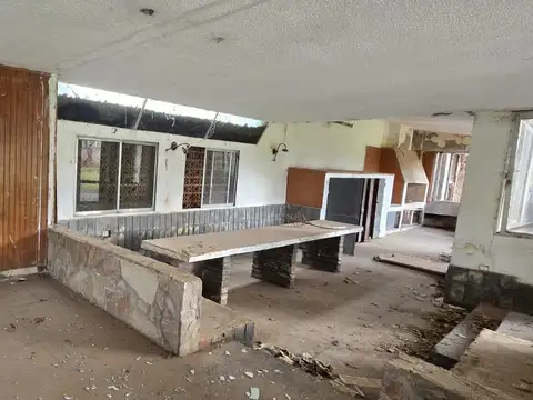 Casa 3 ambientes con 4 baños
