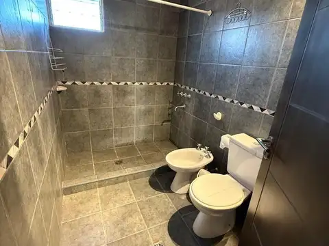 CASA EN ALQUILER EN CORRALITOS, 3 DORM, PILETA