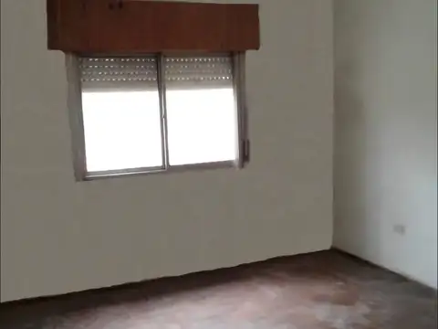 Depto Tipo Casa en Alquiler de 3 ambientes