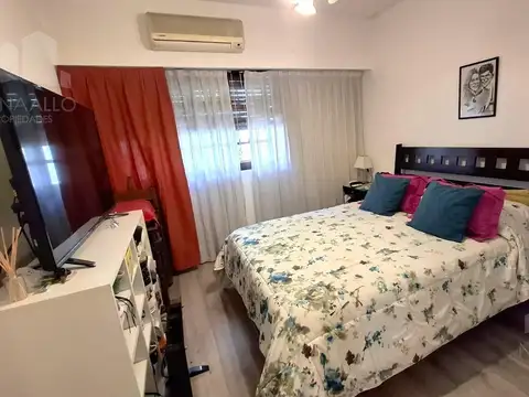 Depto Tipo Casa en Venta con 1 cocheras