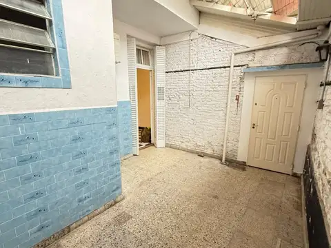 Depto Tipo Casa en Alquiler de 3 ambientes