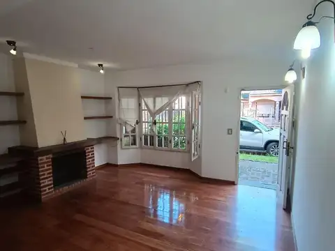 Depto Tipo Casa en Venta de 4 ambientes