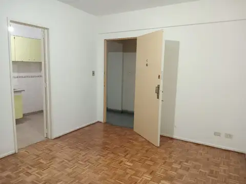 Departamento en Venta en Parque Rivadavia, USD 72.000