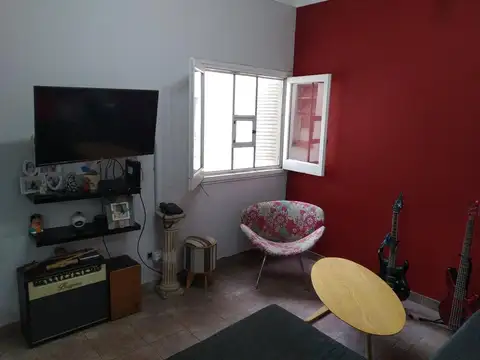 Carlos Tejedor 335 , Piso 1