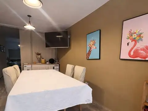 Casa 6 ambientes con 1 baño