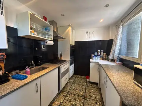 Depto Tipo Casa en Venta en Pompeya, USD 189.000