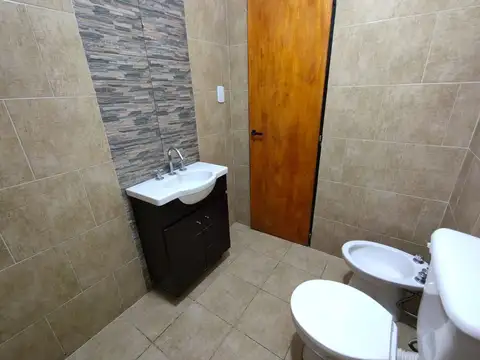 Departamento en Alquiler con 1 cochera