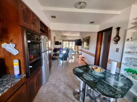 Depto Tipo Casa en Venta en Monte Grande, USD 135.000