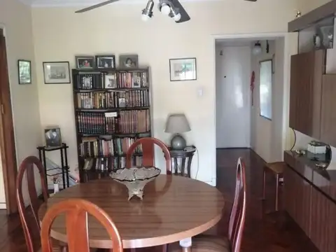 Av. Independencia 2750 , Piso 3º