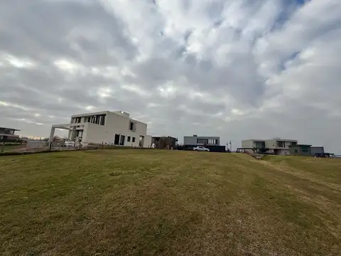 Terreno en Venta de 974,0 m2