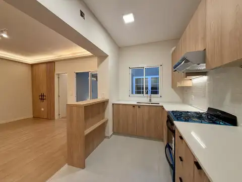 Departamento 3 DORMITORIOS CON  PATIO EN VENTA Martin