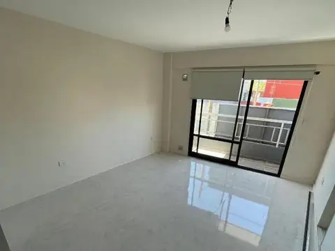 Departamento en Alquiler en Lanus, $ 450.000