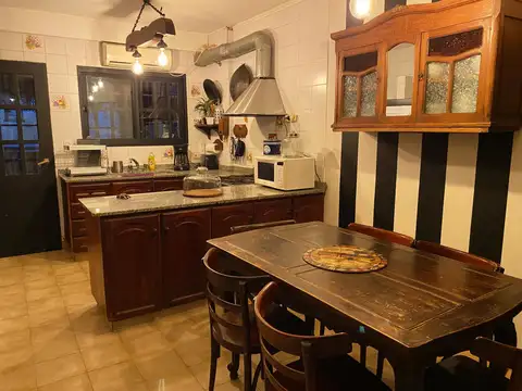 Depto Tipo Casa en Alquiler al Noreste