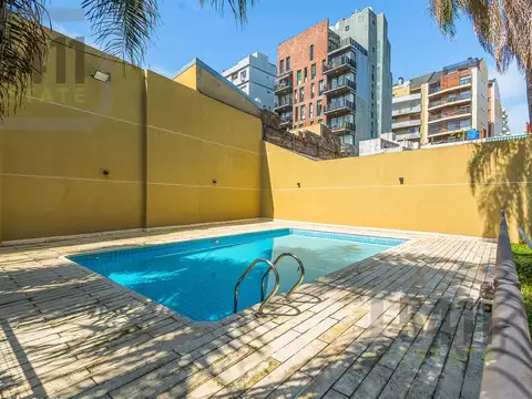 Departamento en Alquiler con 2 cocheras